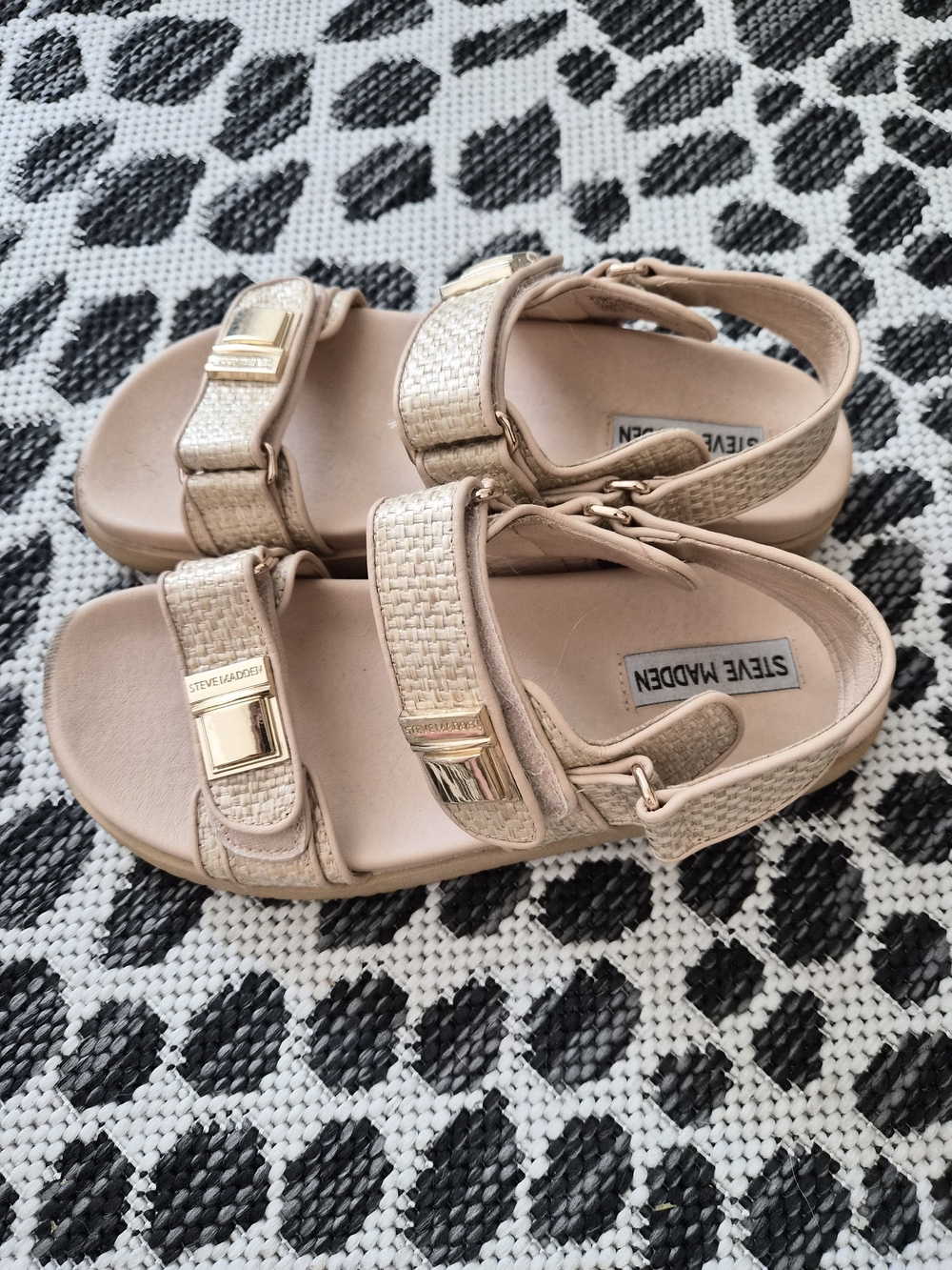 Steve Madden Beige Woven Strap Girls' Sandals with Gold Accents